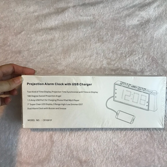 Projection Alarm Clock with USB Charger (CR1001F) New Sealed - Picture 3 of 11